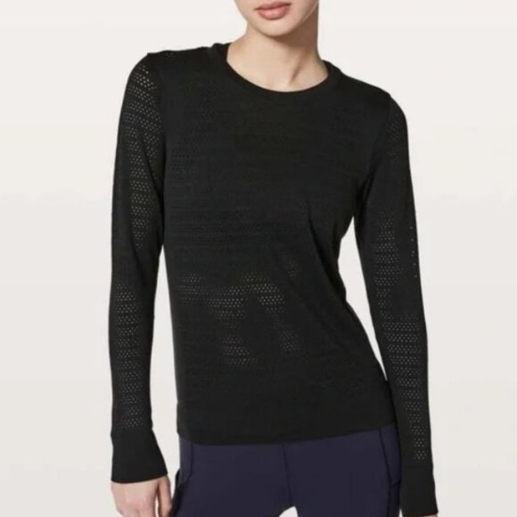 L-60 🍋 Lululemon 🍋 "Breeze By" Long Sleeve Shirt Black - Picture 1 of 5